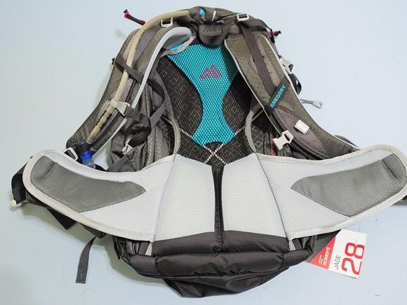 戶外背包不可少,Gregory格里高利Jade 28L登山背包開箱