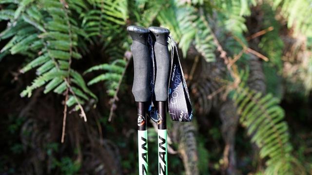 如何挑選登山杖,戶外登山杖的選擇與正確使用