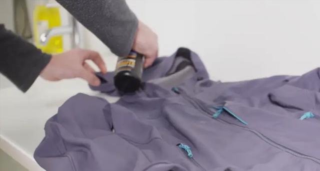 沖鋒衣不防水了怎么辦?什么是DWR防潑水處理?