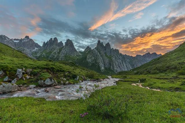 甘南旅游必去年保玉則,最詳細的年保玉則徒步穿越攻略