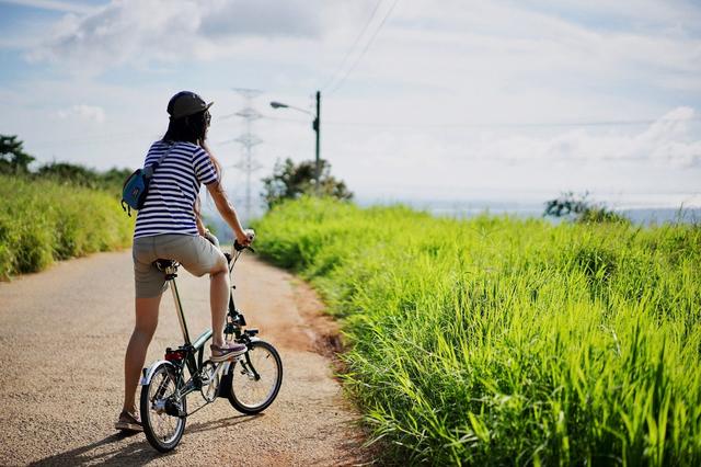 KEEN UNEEK潮款涼鞋,來一趟悠悠哉哉的日常漫游