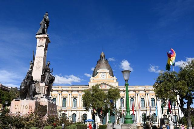 真正的天空之城,世界上最高的首都玻利維亞拉巴斯(La Paz)
