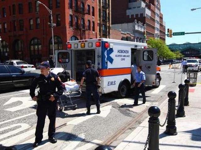 美國自駕游注意事項,準(zhǔn)備去美國自駕的朋友們需要知道的交通規(guī)則