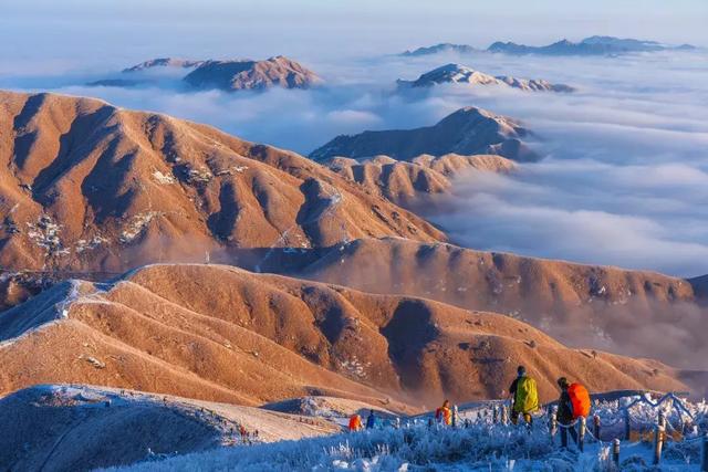 武功山上看云中草原,詳細實用的武功山徒步攻略