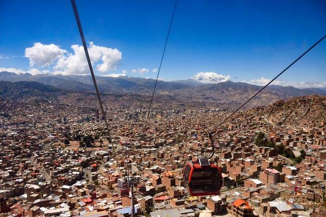 真正的天空之城,世界上最高的首都玻利維亞拉巴斯(La Paz)