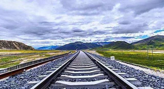 體驗全球最美的火車路線,慢慢尋找旅行的意義