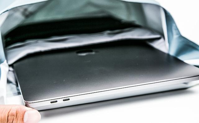 背包品牌只選始祖鳥,Arc'teryx始祖鳥Granville通勤背包測評