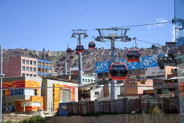 真正的天空之城,世界上最高的首都玻利維亞拉巴斯(La Paz)