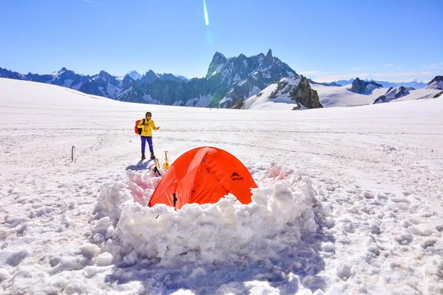 四季帳篷哪一款好?冬季露營扎營我選MSR Access 2帳篷