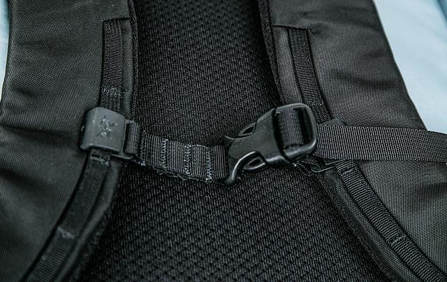 背包品牌只選始祖鳥,Arc'teryx始祖鳥Granville通勤背包測評