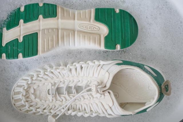 KEEN UNEEK潮款涼鞋,來一趟悠悠哉哉的日常漫游