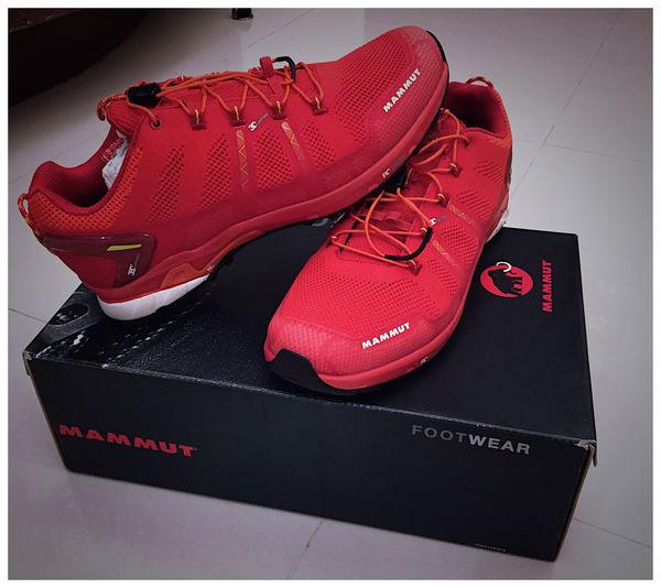 開箱體驗,這雙猛犸象MAMMUT徒步鞋舒適又透氣