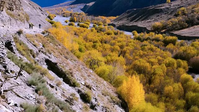 新疆旅行攻略,新疆徒步到底應(yīng)該怎么玩？