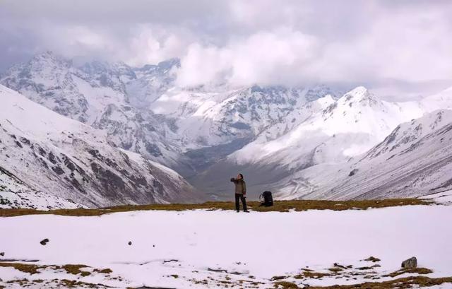 新疆旅行攻略,新疆徒步到底應(yīng)該怎么玩？