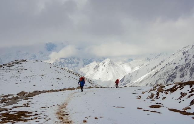 新疆旅行攻略,新疆徒步到底應(yīng)該怎么玩？