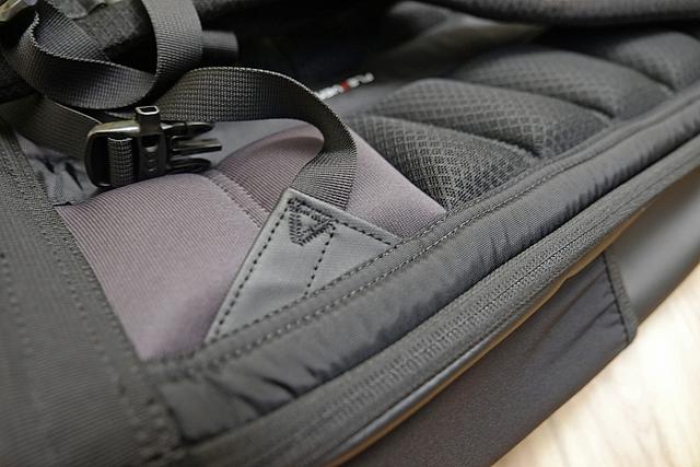 北面(The North Face)雙肩背包開箱曬物