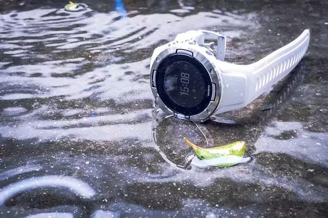 Suunto頌拓5運動手表開箱評測,專為運動人士設計的運動腕表