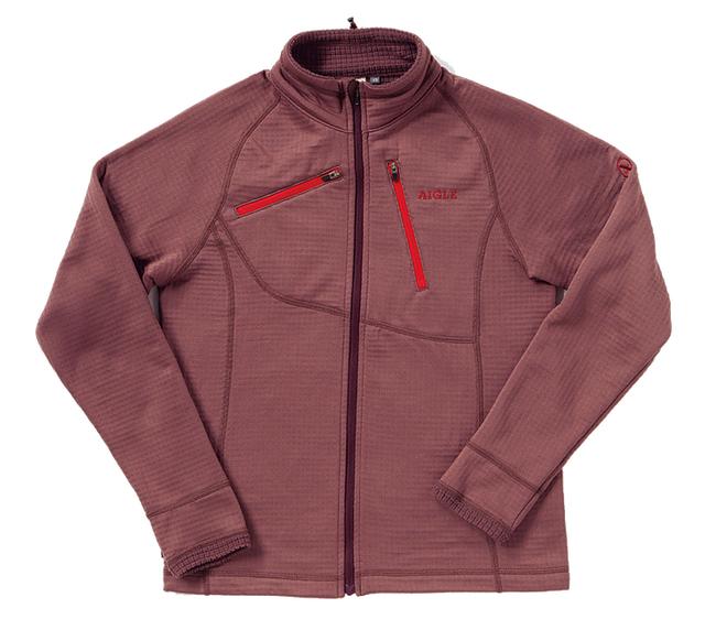 戶外登山穿什么?女生戶外必備穿搭常識