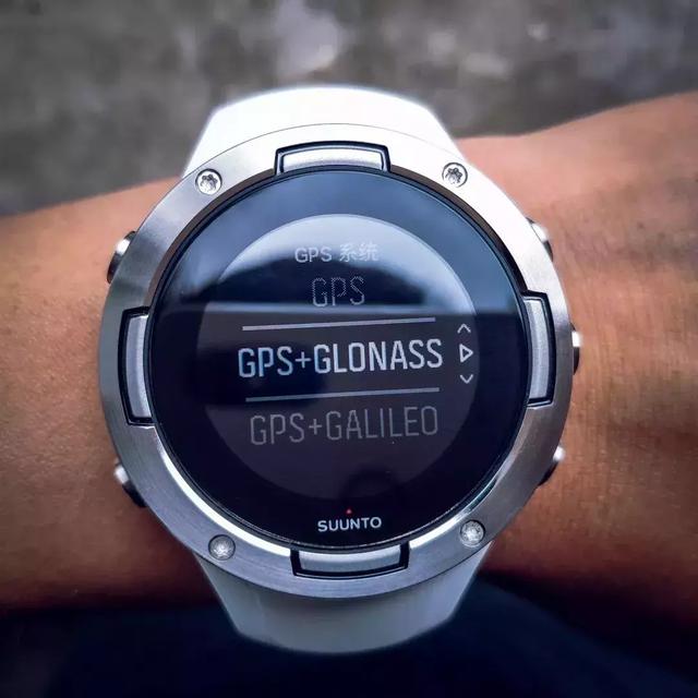 Suunto頌拓5運動手表開箱評測,專為運動人士設計的運動腕表