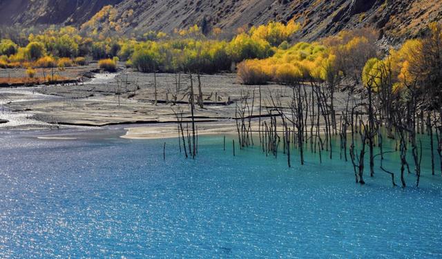 新疆旅行攻略,新疆徒步到底應(yīng)該怎么玩？