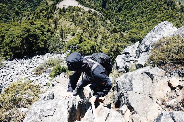 Mammut猛犸象極限沖鋒衣評測,一款經典有實力的防水外套