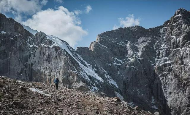 新疆旅行攻略,新疆徒步到底應(yīng)該怎么玩？