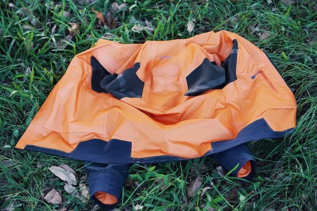 Mammut猛犸象極限沖鋒衣評測,一款經典有實力的防水外套