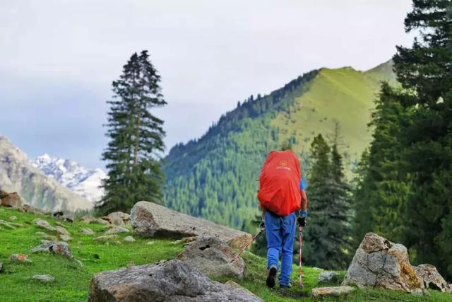 新疆旅行攻略,新疆徒步到底應該怎么玩？