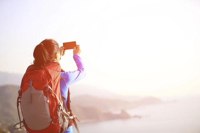 愛美女生看過來,怎么使用手機自拍的更漂亮?