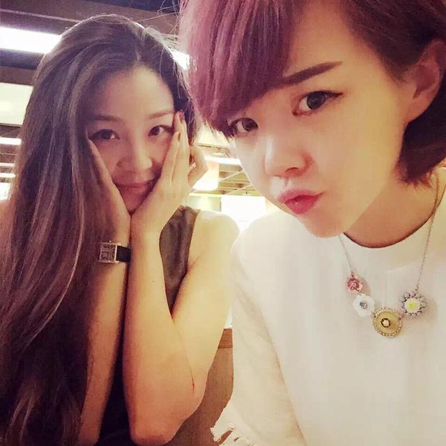 愛美女生看過來,怎么使用手機自拍的更漂亮?