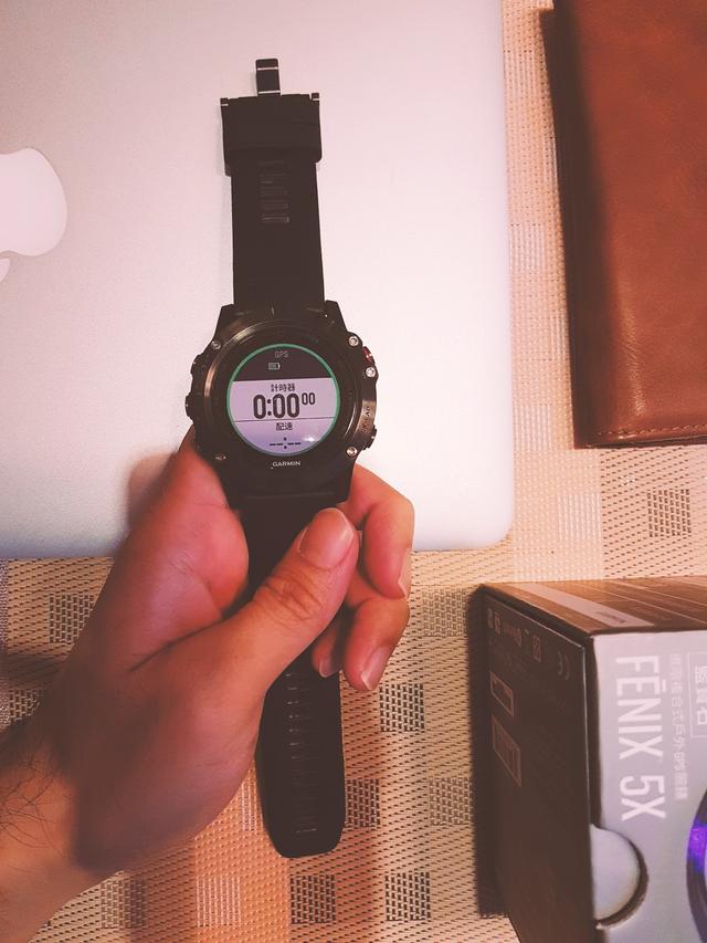 Garmin佳明運(yùn)動手表好用嗎,淺談Fenix 5X運(yùn)動手表的使用評測