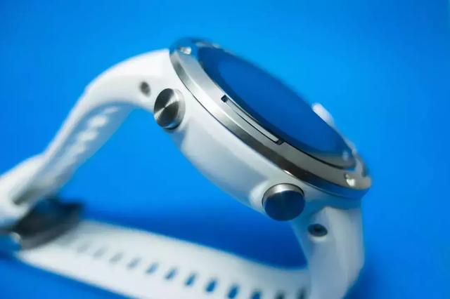 Suunto頌拓5運動手表開箱評測,專為運動人士設計的運動腕表