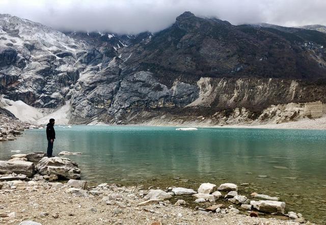 尼泊爾經典徒步路線,馬納斯魯峰大環線MCT雪山徒步攻略