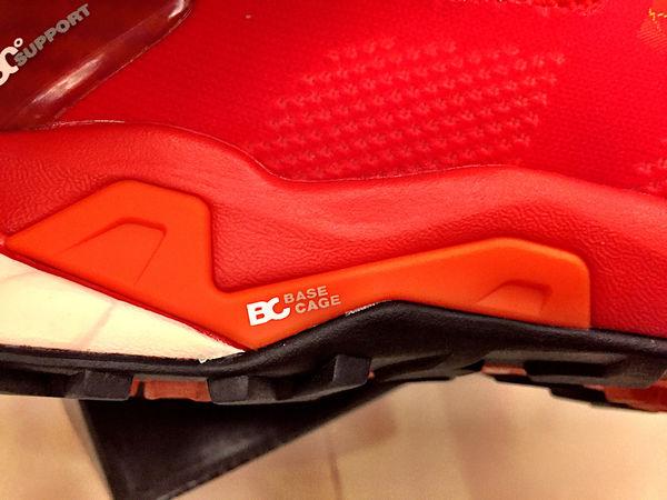 開箱體驗,這雙猛犸象MAMMUT徒步鞋舒適又透氣