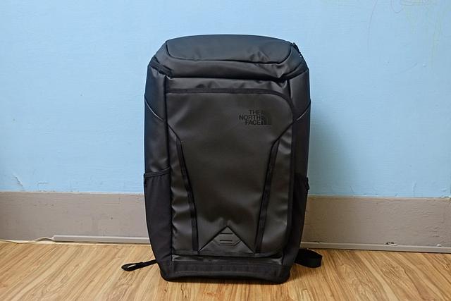 北面(The North Face)雙肩背包開箱曬物