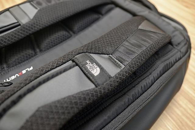 北面(The North Face)雙肩背包開箱曬物