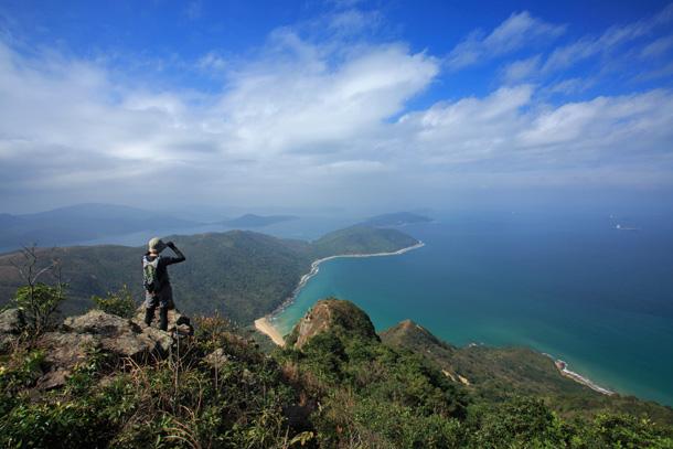 無論你是新手或是有經驗的戶外愛好者,地圖和指南針不可少