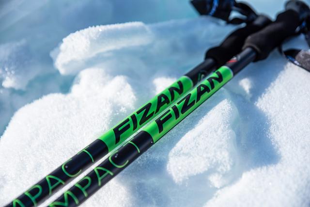 在喜馬拉雅山上,救我一命的FIZAN登山杖測評 在喜馬拉雅山上,救我一命的FIZAN登山杖測評