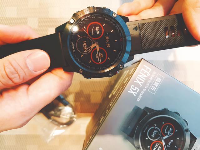 Garmin佳明運(yùn)動手表好用嗎,淺談Fenix 5X運(yùn)動手表的使用評測