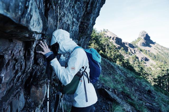 Mammut猛犸象極限沖鋒衣評測,一款經典有實力的防水外套