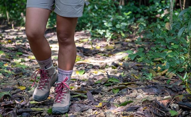 來自西班牙的美麗諾羊毛襪,Enforma羊毛登山徒步厚襪使用心得