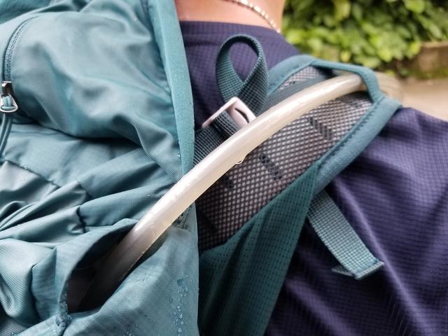 Gregory格里高利NANO輕量背包實拍評測,以輕取勝容量夠大