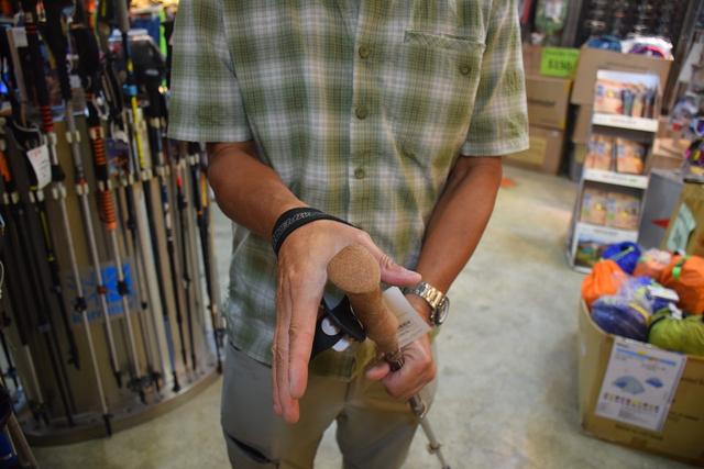 登山杖怎么用,教你正確使用登山杖方法及技巧分享