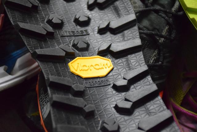 登山鞋測評,Vibram Megagrip鞋底并非防滑王者