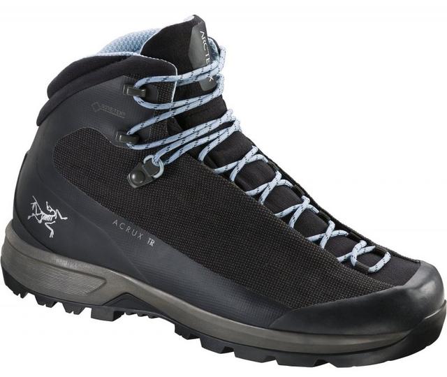 Arc’teryx始祖鳥全新輕量重裝登山鞋實測,徒步中發現的好裝備