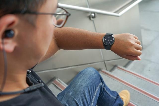 Garmin腕表,佳明智能運動手表vívoactive 4開箱體驗