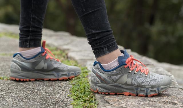 登山鞋低幫好還是高幫好,戶外登山鞋你買對了嗎?