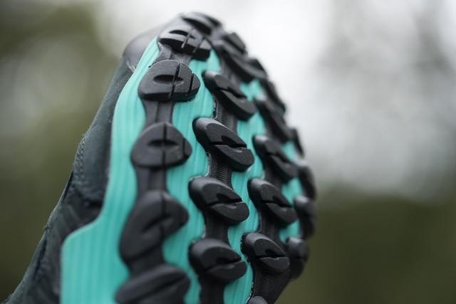 登山鞋測評,Vibram Megagrip鞋底并非防滑王者