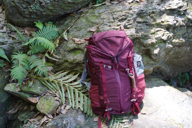 Mystery Ranch神秘牧場戶外背包推薦,一款經典登山背包實測