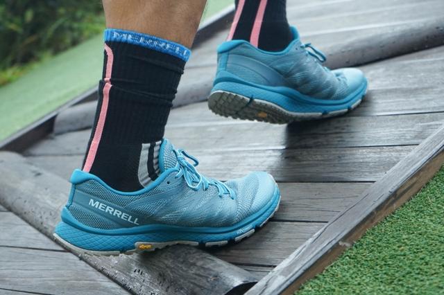 專為跑者設計,Merrell邁樂越野慢跑鞋實測與穿著感受